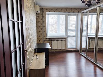 квартира по адресу Богдана Хмельницкого просп. (Героїв Сталінграда), 6