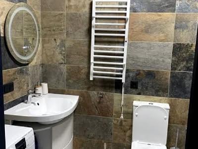 квартира за адресою Ревуцького вул., 40