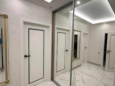 квартира за адресою Драгоманова вул., 2-А