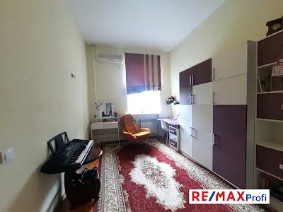 квартира за адресою Лютеранська вул., 8