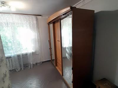 кімната за адресою Героїв УПА вул. (Кирпоноса), 11