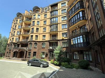 квартира за адресою Соборна вул., 8