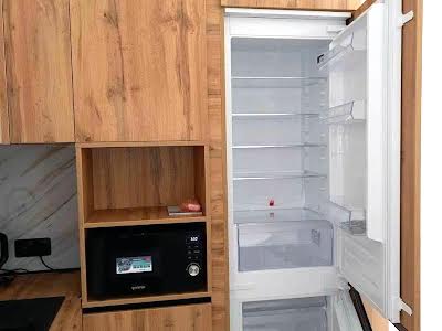 квартира по адресу Салютная ул., 2а