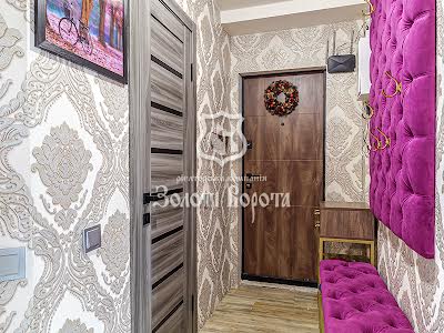 квартира за адресою Ірини Бекешкіної вул. (Генерала Карбишева), 18
