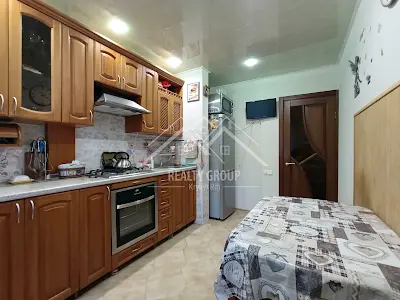 квартира за адресою Івана Авраменка вул. (Корнійчука), 13