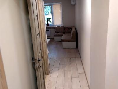квартира по адресу Французский бульв., 33а