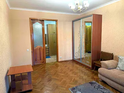 квартира за адресою Лобановського вул., 10