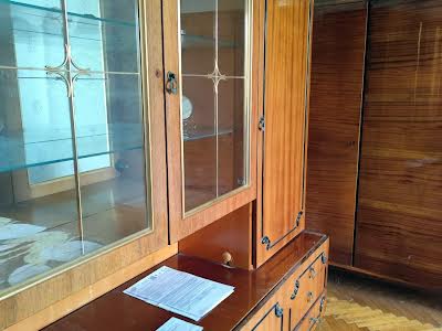 квартира за адресою Романа Ратушного вул. (Волгоградська), 18