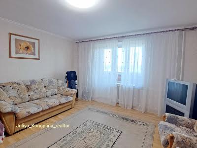 квартира за адресою Янтарна вул., 40