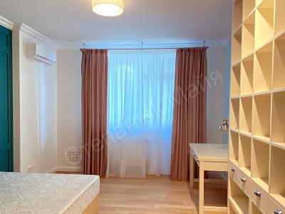 квартира по адресу Авиаконструктора Игоря Сикорского ул. (Танковая), 1-Б