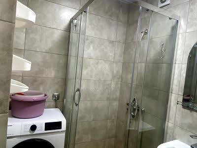 квартира за адресою Академіка Корольова вул., 2