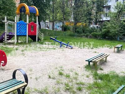 квартира за адресою Білоруська вул., 13