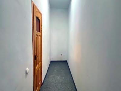 комерційна за адресою Хімічна вул., 4