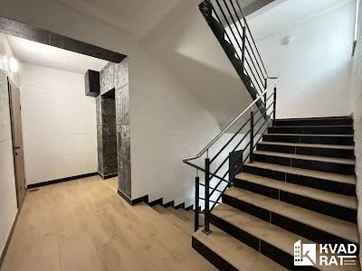 квартира за адресою Чорновола вул., 123