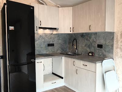 квартира за адресою Залізнична вул., 32