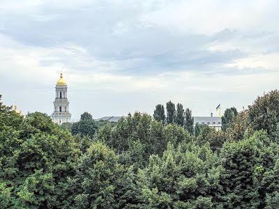 квартира за адресою Михайла Омеляновича-Павленка вул. (Суворова), 13