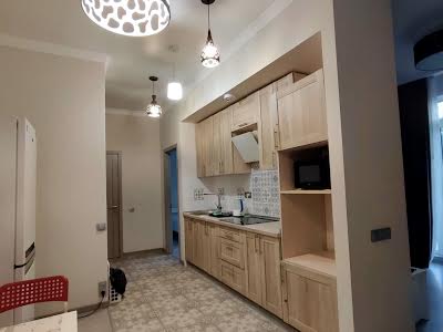 квартира по адресу Французский бульв., 77