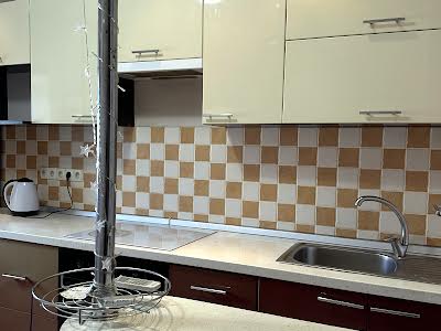 квартира за адресою Боголюбова вул., 4