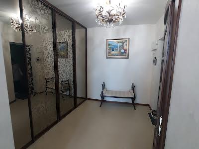квартира за адресою Дніпровська набережна вул., 19А