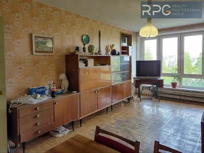 квартира за адресою Романа Ратушного вул. (Волгоградська), 17