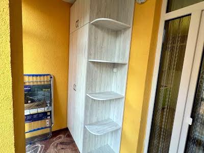 квартира за адресою Регенераторна вул., 4 к8
