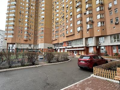 квартира по адресу Александра Мишуги ул., 2