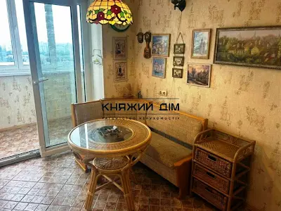 квартира за адресою Вінстона Черчилля вул. (Червоноткацька), 18-Б