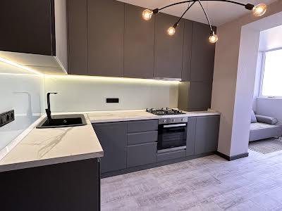 квартира за адресою Боголюбова, 33
