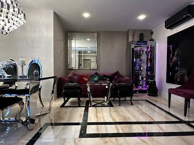 квартира за адресою Адмирала Азарова, 6Б