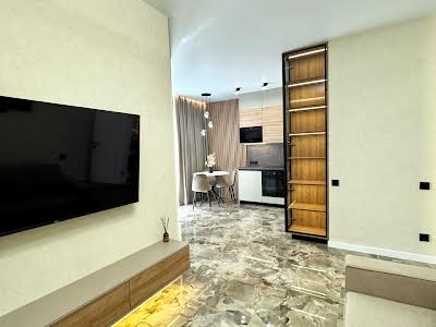 квартира за адресою Краснова вул., 3а