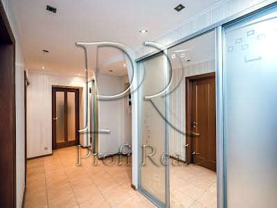 квартира за адресою Дніпровська набережна вул., 13