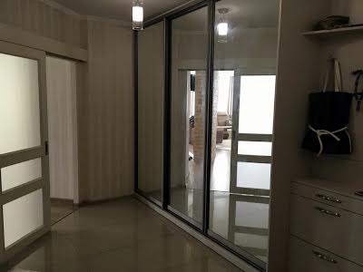 квартира за адресою Золотоустівська вул., 47