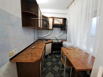 квартира за адресою Авіаконструктора Антонова вул., 15А