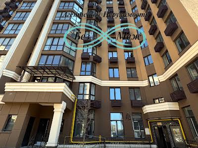 квартира по адресу Радісна, 4