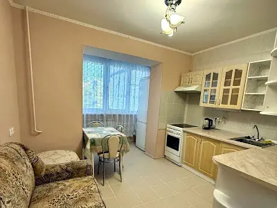 квартира за адресою Миколи Бажана просп., 9