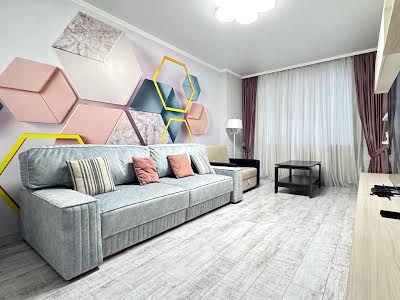 квартира за адресою Ясинуватський пров., 10