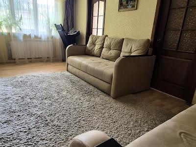 квартира за адресою Холодноярської бригади, 10