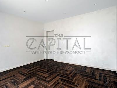 будинок за адресою Квітнева вул.