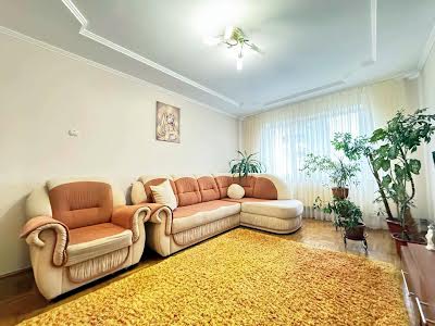 квартира за адресою Василя Симоненка вул., 7