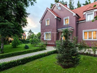 дом по адресу французький городок
