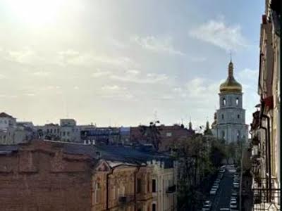 квартира за адресою Софіївська вул., 12