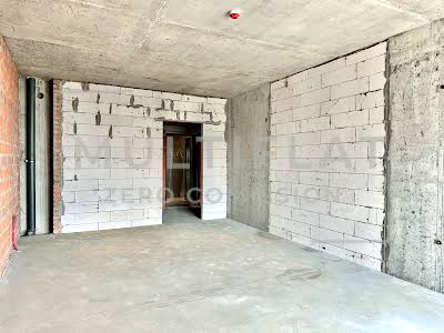 квартира за адресою Залізничне шосе, 45А