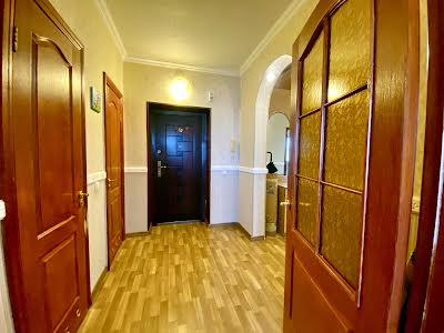 квартира по адресу Академіка Кримського ул., 4