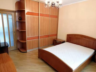 квартира по адресу Червоной Калины просп., 72