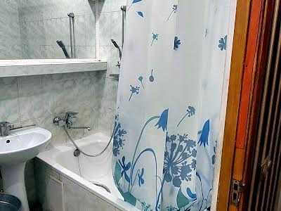 квартира за адресою Жуля Верна бульв. (Ромена Роллана), 13-Б