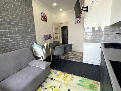 квартира за адресою Генуэзская, 3б