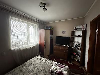 будинок за адресою 13-лінія, 1