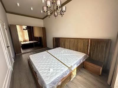 квартира за адресою Пантелеймона Куліша вул., 31