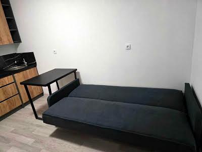 квартира за адресою Озерна вул., 27-а