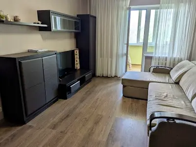 квартира за адресою Олени Пчілки вул., 4